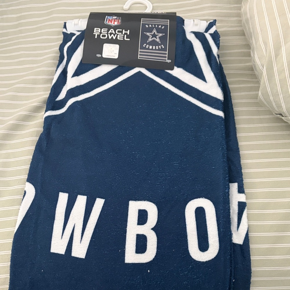 Dallas Cowboys NFL Beach Towel - Navy & White